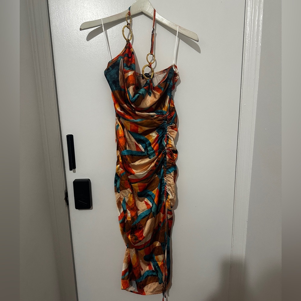 PrettyLittleThing Colorful Ruched Midi Dress